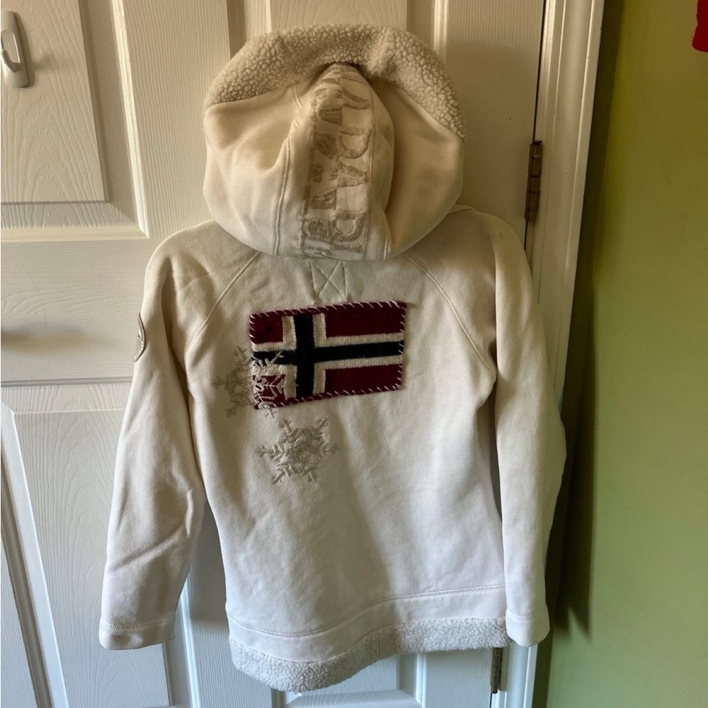 Snow coat